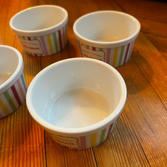 Robert Gordon set of four Multicolor or Striped, ice cream bowls, ramekins - Picture 6 of 6
